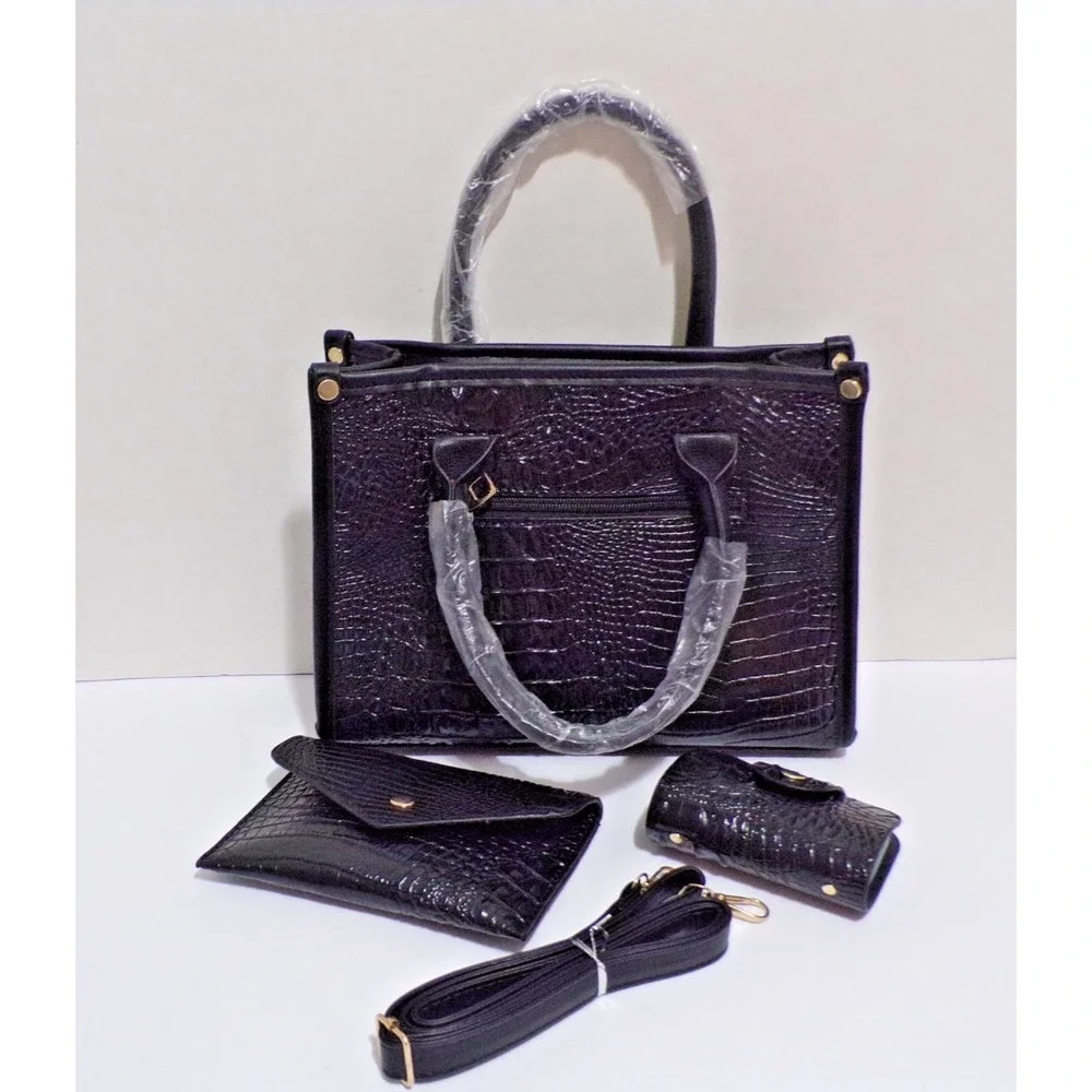 Black Handbag Shoulder Crossbody w/Makeup Bag & CC Holder Croc Like Texture